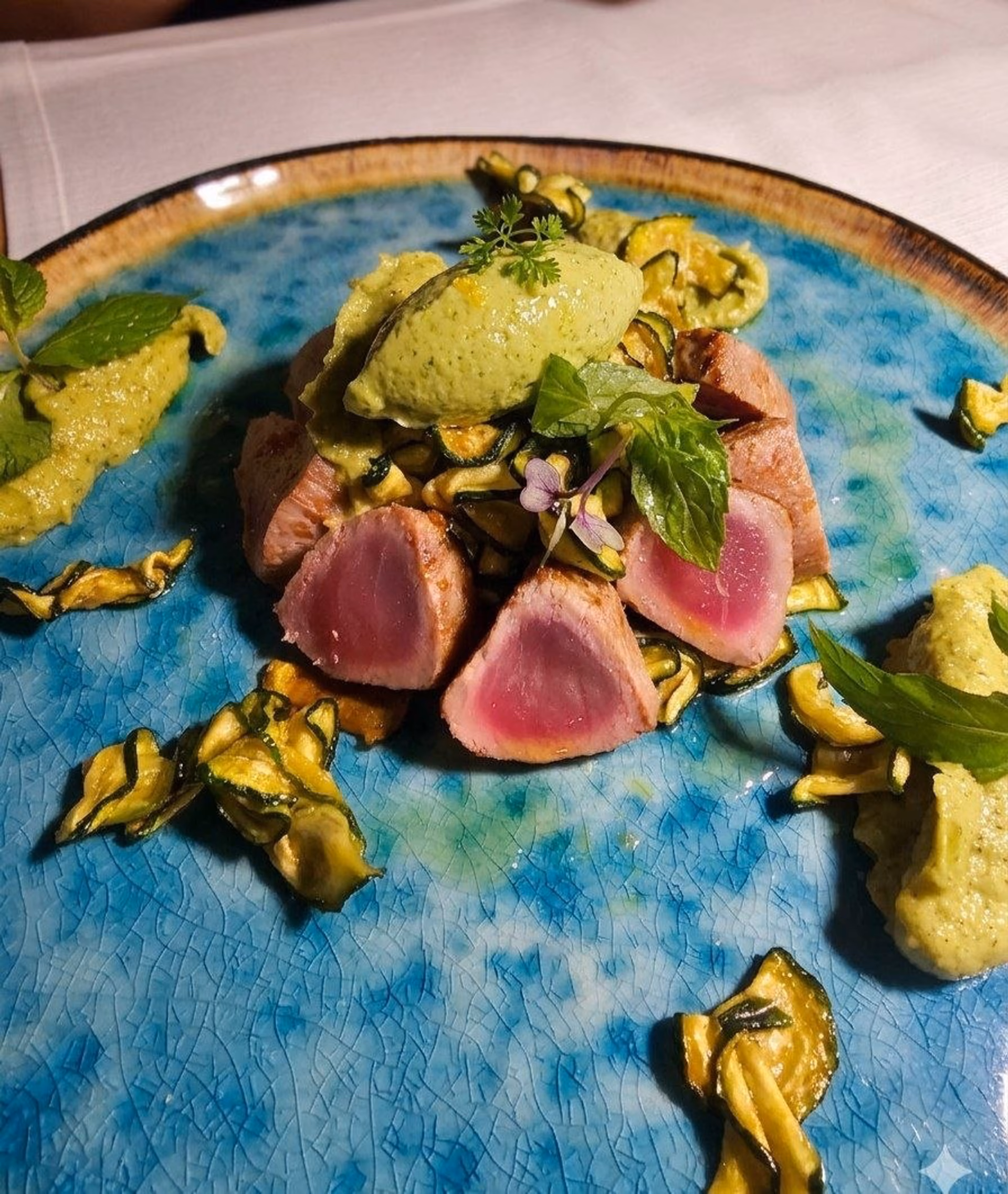 Thunfischfilet mit Zucchini alla scapece